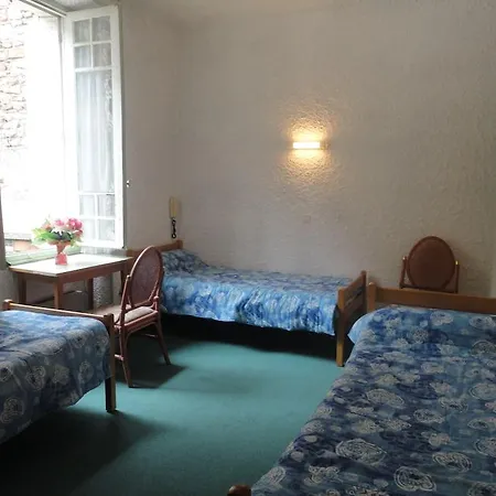 Hotel Hotel-restaurant Le Saint Christophe 2*